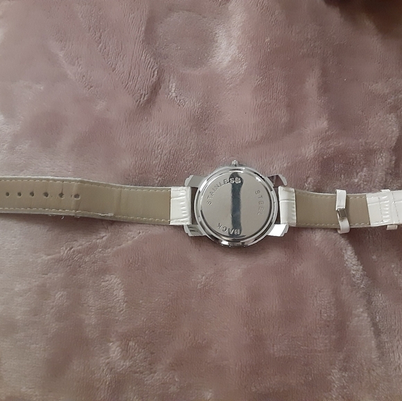 Fashion Watch - Picture 7 of 7